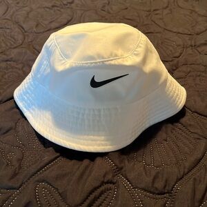Toddler Nike bucket hat